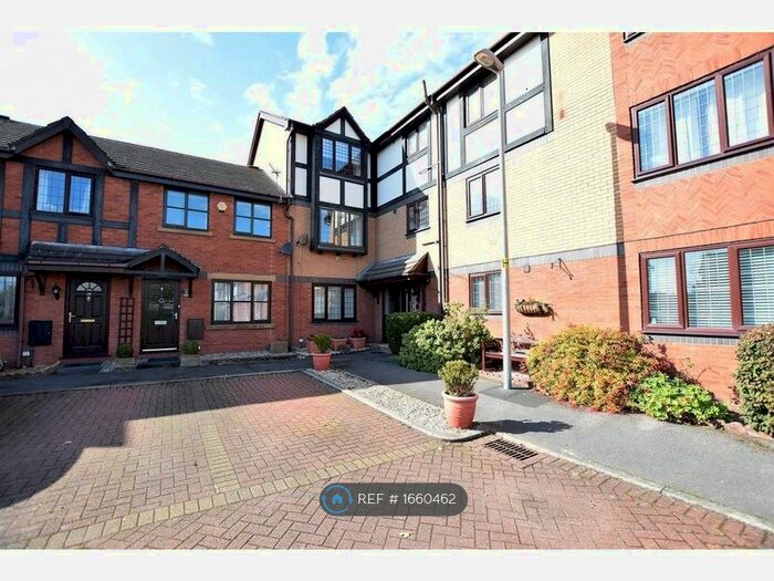 2 Bedroom Flat To Rent In Thornhill Close, Blackpool, FY4