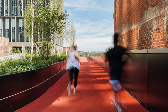 3 Bedroom Flat To Rent In The Mercian, Broad Street, Birmingham, B15