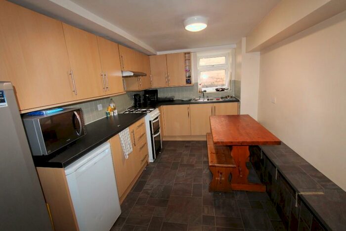 4 Bedroom Detached House To Rent In Basement, Kenilworth Road, Leamington Spa, Warwickshire, CV32