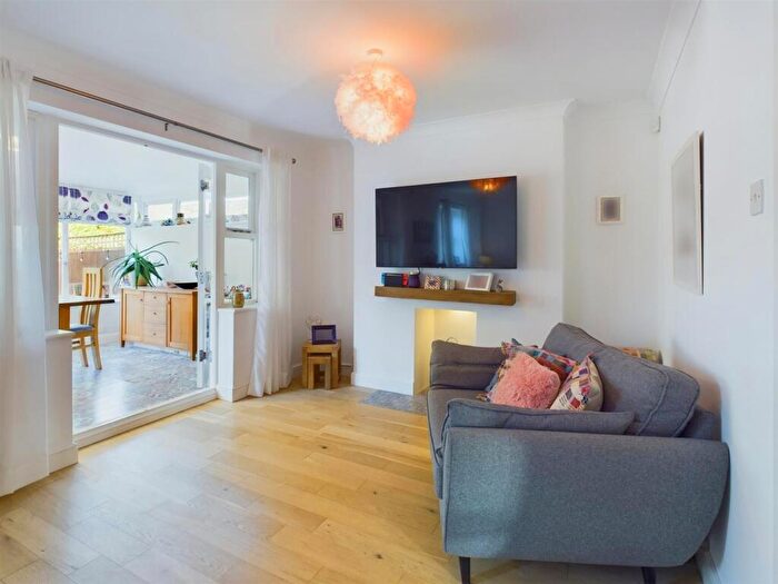 4 Bedroom Detached House For Sale In The Falcon, Watermead, Aylesbury, HP19