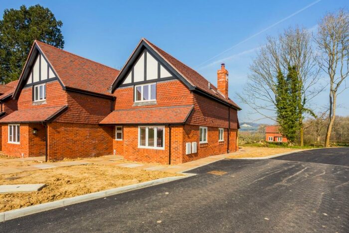 2 Bedroom Semi-Detached House To Rent In Snower Hill Road Betchworth, RH3