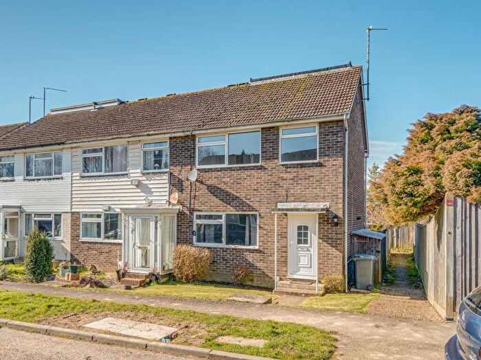 3 Bedroom Semi-Detached House To Rent In Bramble Drive, Hailsham, BN27