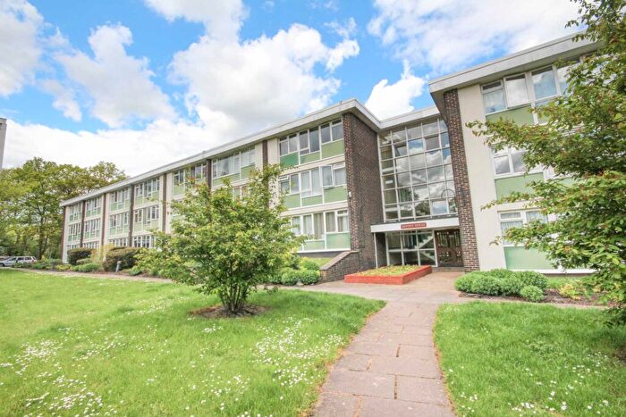 1 Bedroom Apartment To Rent In Jocks Lane, Bracknell, RG42