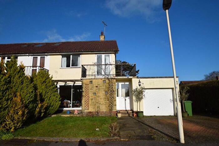 3 Bedroom End Of Terrace House To Rent In Warburton Close, Ratton, Eastbourne, BN21