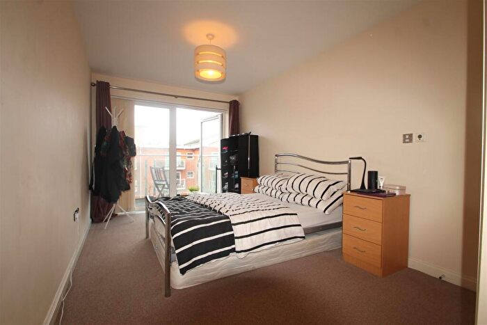 1 Bedroom Apartment To Rent In Century Wharf, Cardiff Bay ( Bed ), CF10