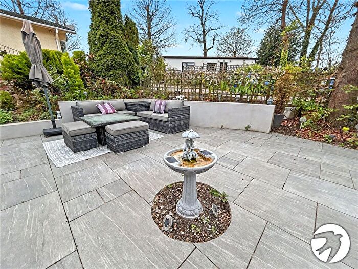 1 Bedroom Bungalow For Sale In Stonehill Woods Park, Old London Road, Sidcup, Kent, DA14