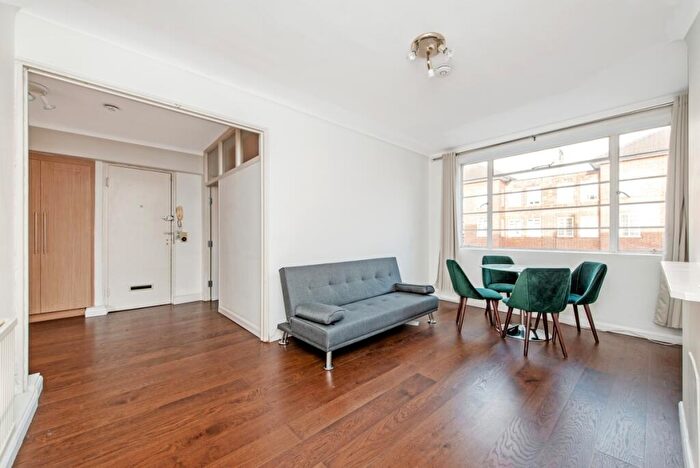 2 Bedroom Flat For Sale In Eamont Street, St John's Wood, London, NW8