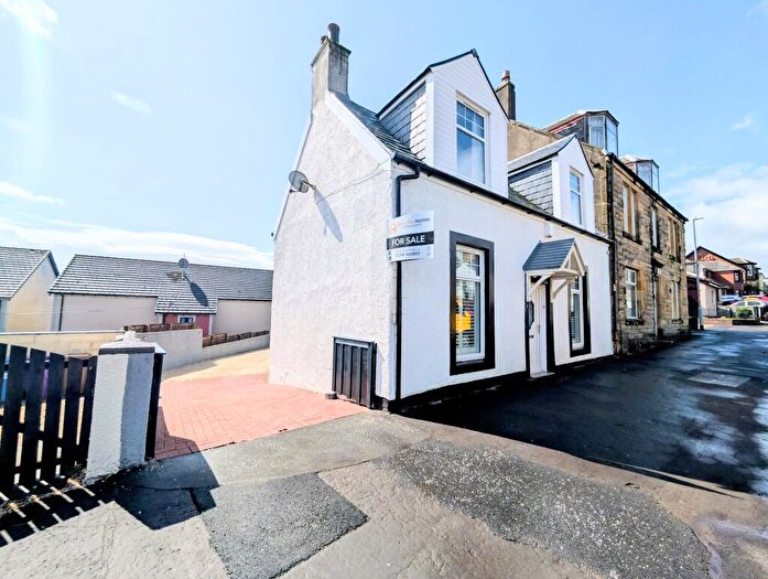 3 Bedroom Cottage For Sale In High Road, Stevenston, KA20
