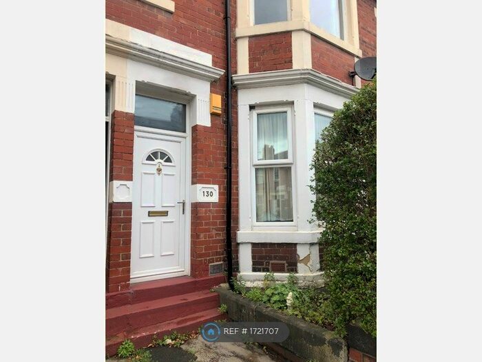 2 Bedroom Flat To Rent In Gosforth, Newcastle Upon Tyne, NE3