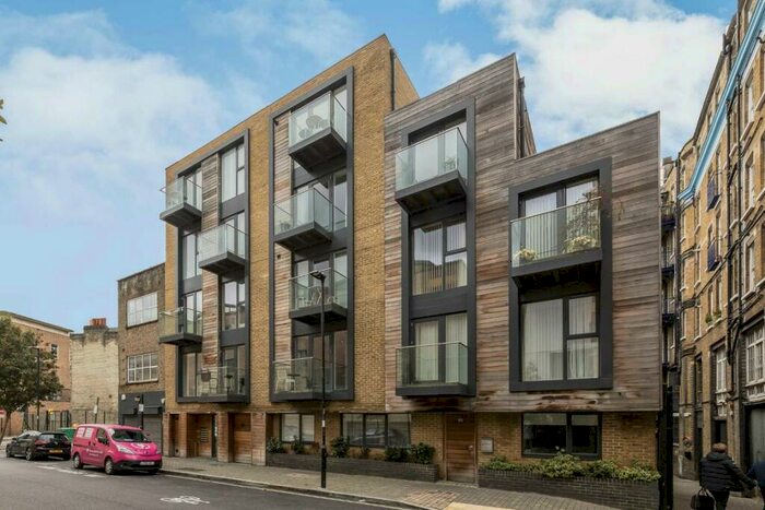 2 Bedroom Flat To Rent In Warner Street, Clerkenwell, EC1R