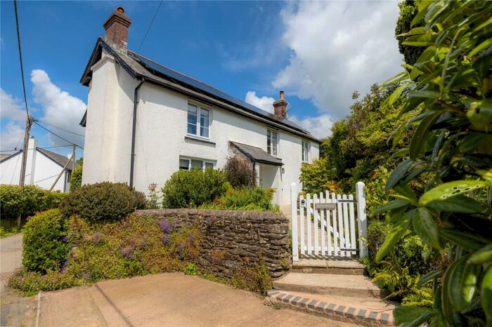 4 Bedroom Detached House For Sale In Barnstaple, Devon, EX32