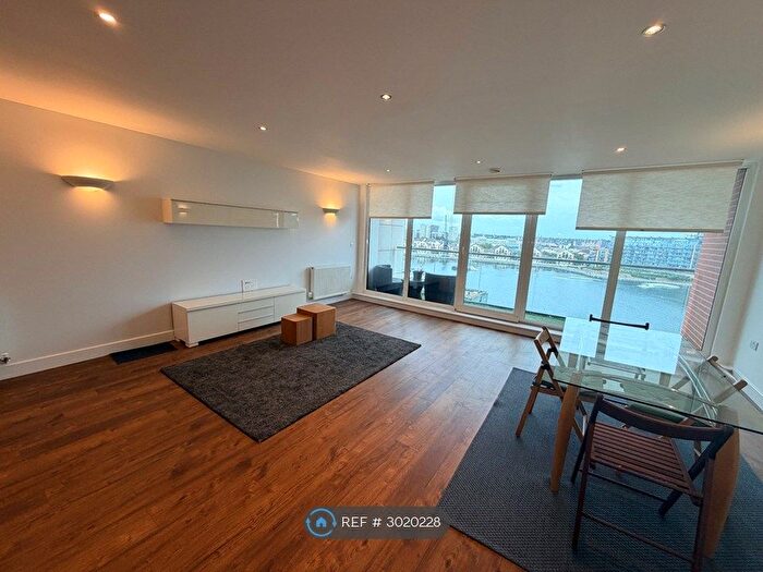 2 Bedroom Flat To Rent In Adriatic Apartments, London, E16