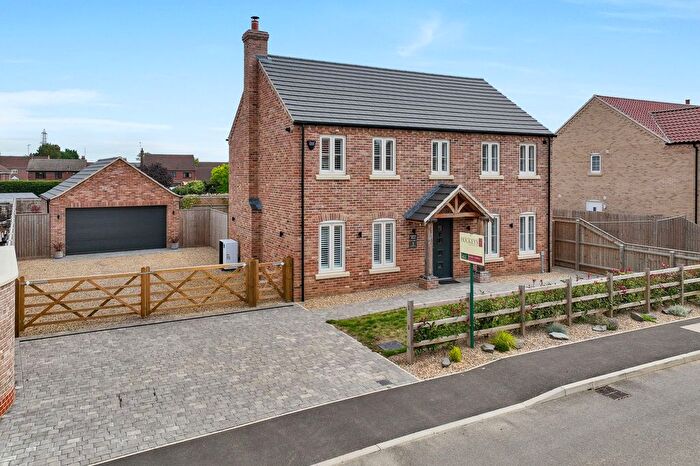 4 Bedroom Detached House For Sale In Poplar Fields Drive, Walton Highway, PE14
