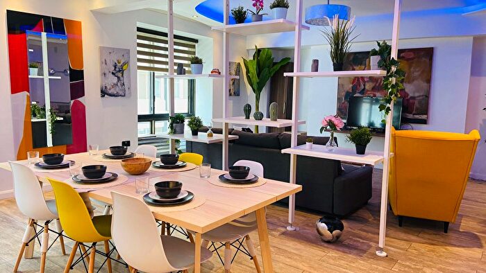 2 Bedroom Flat To Rent In Porchester Gate, Bayswater, London, W2