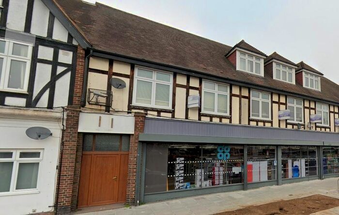 1 Bedroom Flat To Rent In Falconwood Parade, Falconwood, Welling, Kent, DA16