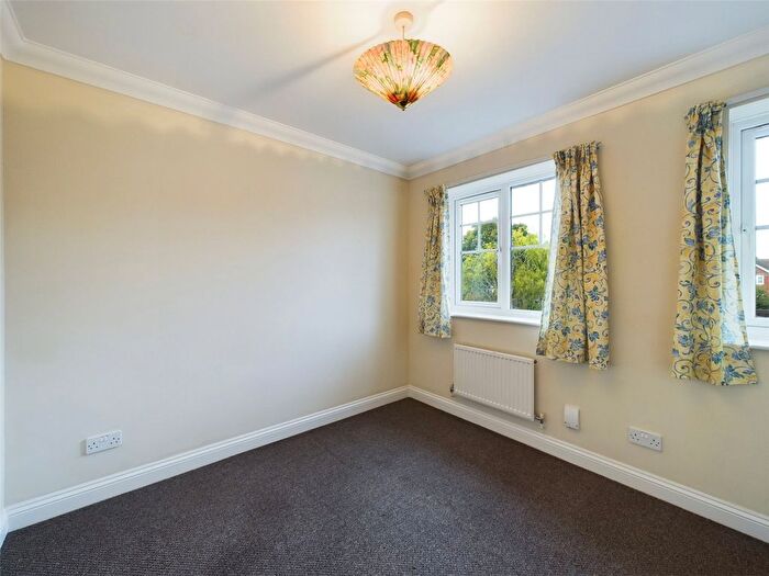 2 Bedroom End Of Terrace House To Rent In Holly Drive, Aylesbury, Buckinghamshire, HP21