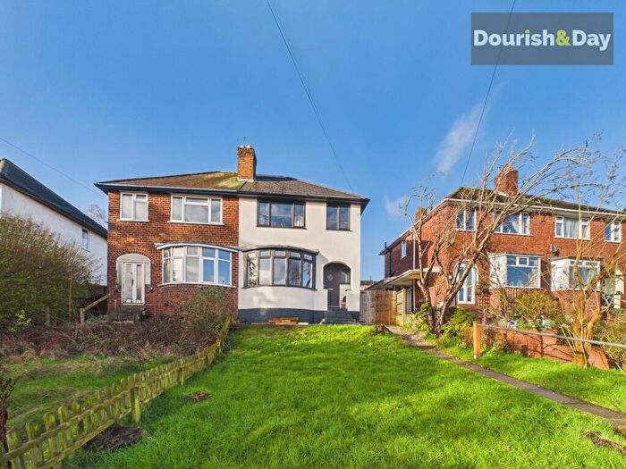 3 Bedroom Semi Detached House For Sale In Tixall Road, Stafford, ST16