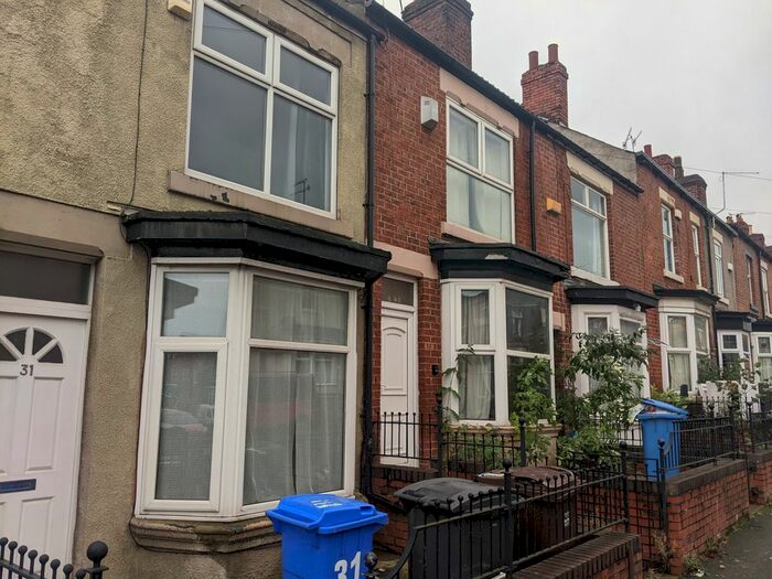 3 Bedroom Terraced House To Rent In Glover Road, Lowfield, Sheffield, S8