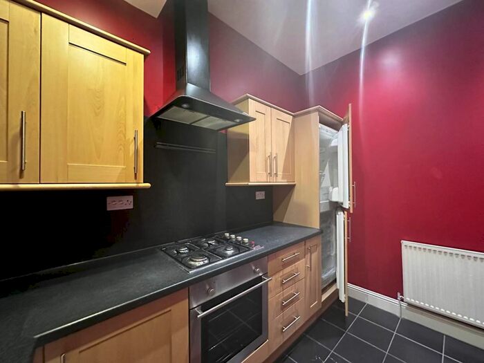 1 Bedroom Flat To Rent In Dalkeith Road, Prestonfield, Edinburgh, EH16