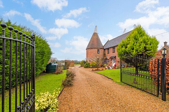 4 Bedroom Detached House For Sale In Down Street, Nutley, TN22