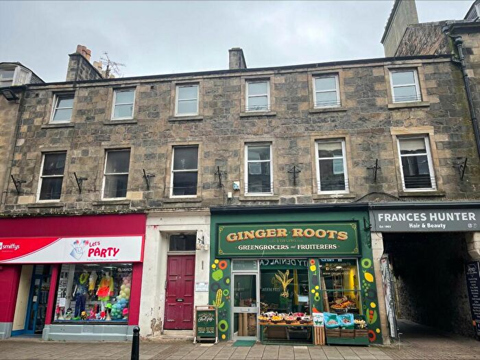 3 Bedroom Flat To Rent In Port Street, Stirling, Stirlingshire, FK8