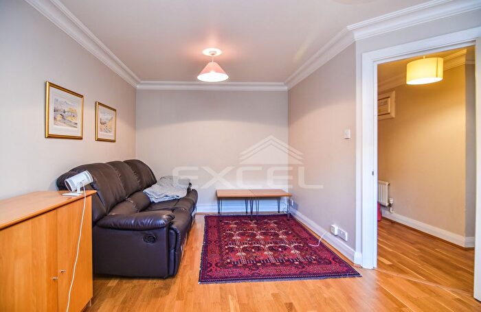 2 Bedroom Flat To Rent In Princess Road, North Maida Vale, London, NW6