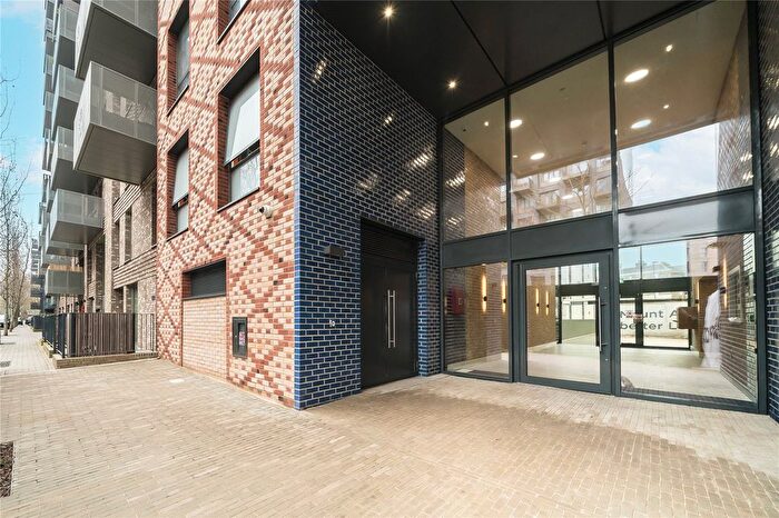 2 Bedroom Flat To Rent In Danvers Avenue, London, SW11