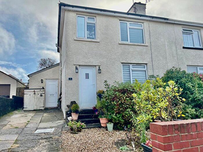 4 Bedroom Semi-Detached House For Sale In Mount Pleasant Road, Cinderford, GL14