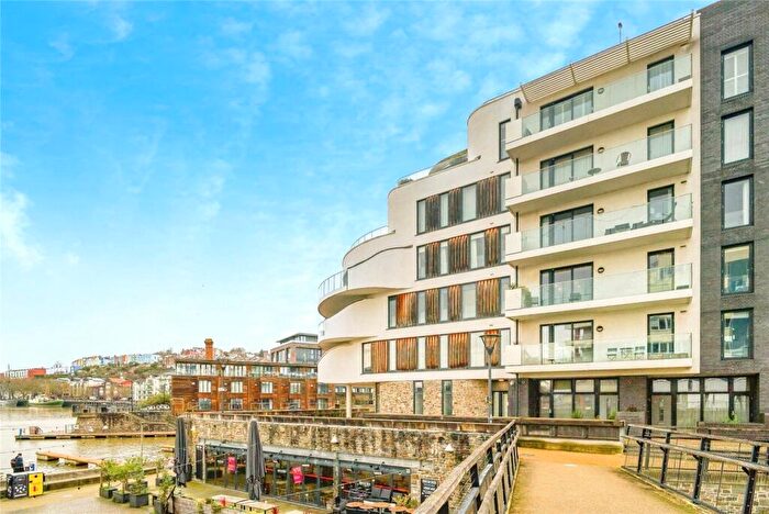 2 Bedroom Apartment To Rent In Invicta, Millenium Promenade, BS1