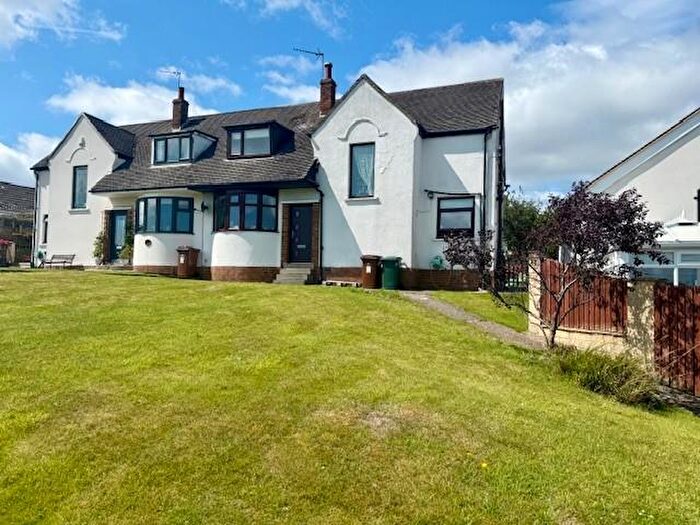 3 Bedroom Semi-Detached House For Sale In Highfield Road, Idle, Bradford, BD10