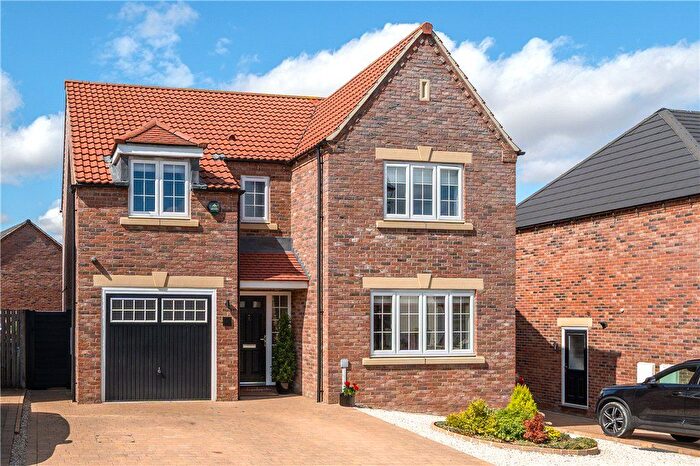 4 Bedroom Detached House For Sale In Pentagon Way, Wetherby, West Yorkshire, LS22