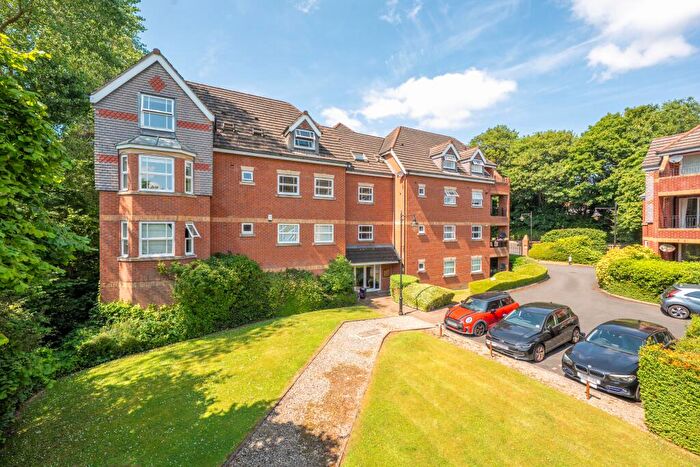 2 Bedroom Flat For Sale In Willow House, Chapel Allerton, Leeds, LS7