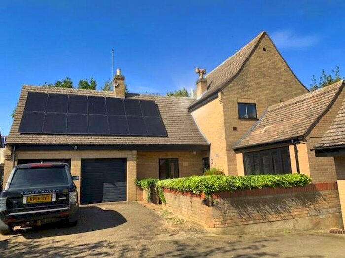 4 Bedroom Detached House To Rent In Green Farm Close, Castor, Peterborough, PE5