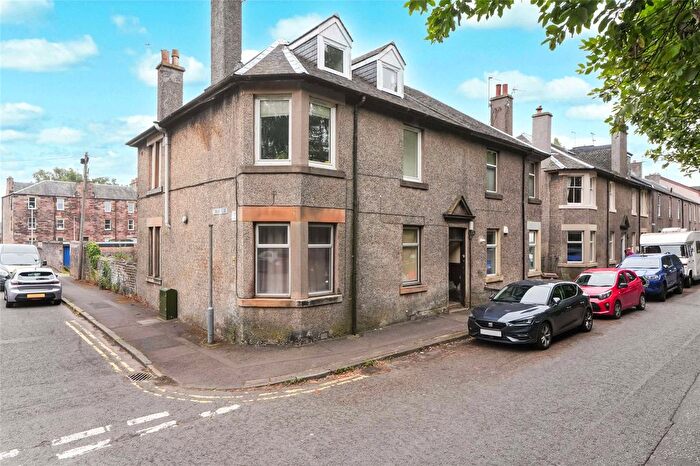 2 Bedroom Flat For Sale In Forth Street, Stirling, Stirlingshire, FK8