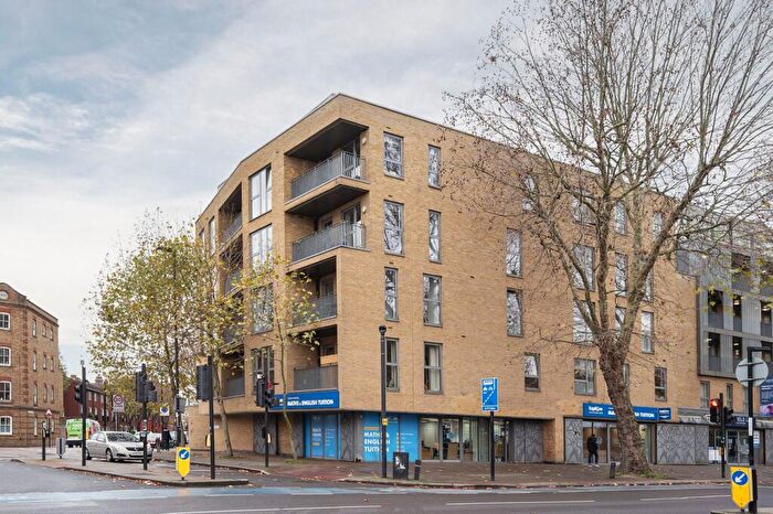 2 Bedroom Flat To Rent In Chesworth Court, Fulneck Place, Stepney, London, E1