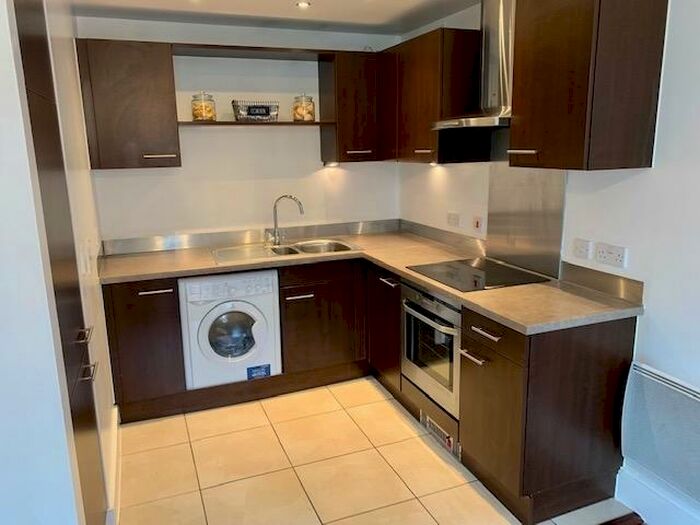 1 Bedroom Apartment To Rent In Alderney House, Cardiff, CF11