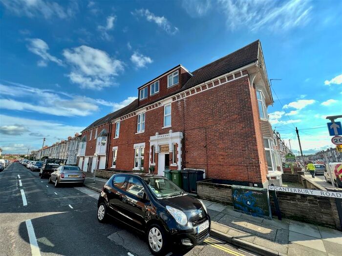 2 Bedroom Flat To Rent In St. Augustine Road, Southsea, PO4