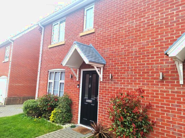 3 Bedroom Semi-Detached House To Rent In Sayers Crescent, Wisbech St. Mary, Wisbech, PE13