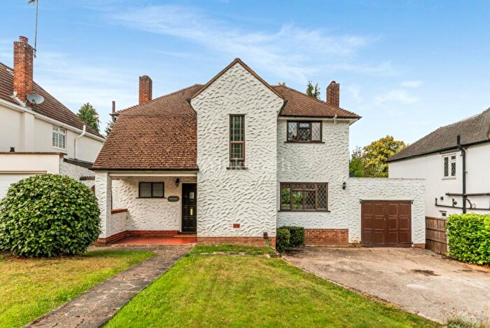 3 Bedroom Detached House To Rent In Yester Road, Chislehurst, BR7