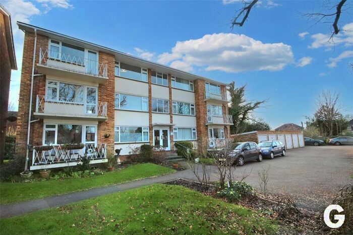 2 Bedroom Apartment To Rent In Bickerley Gardens, Ringwood, Hampshire, BH24