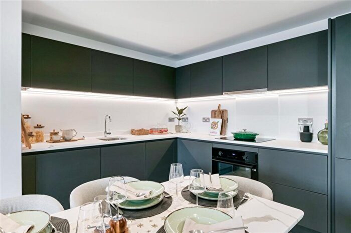 3 Bedroom Apartment To Rent In Swan Street, Manchester, M4