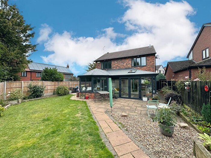 4 Bedroom Detached House For Sale In Hall Farm Crescent, Broughton Astley, Leicester, LE9