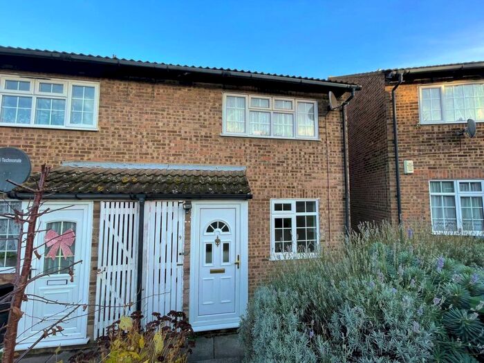 1 Bedroom Flat To Rent In Manorside Close, Abbey Wood SE2