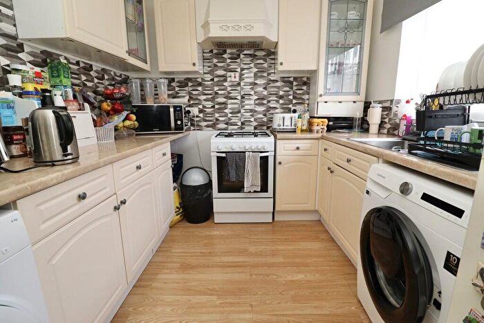 3 Bedroom Terraced House For Sale In Kemble Close, Lincoln, LN6