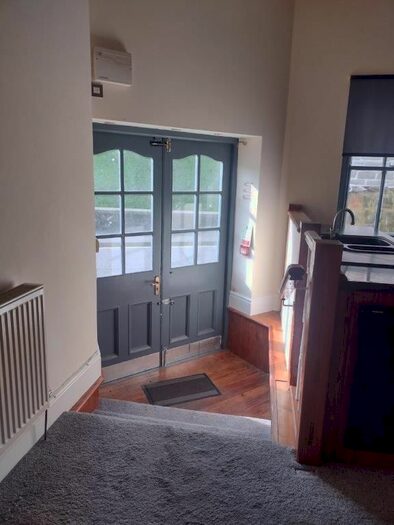 1 Bedroom Flat To Rent In Eastgate Street, Caernarfon, LL55