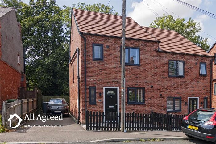 3 Bedroom Semi-Detached House For Sale In Argyll Road, Ripley, DE5