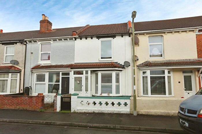 3 Bedroom Terraced House For Sale In Tintern Road, Gosport, PO12