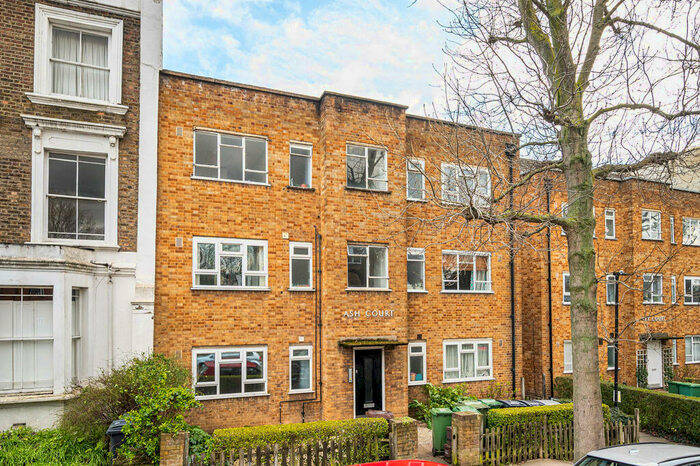 1 Bedroom Ground Flat To Rent In Leighton Grove, London, NW5
