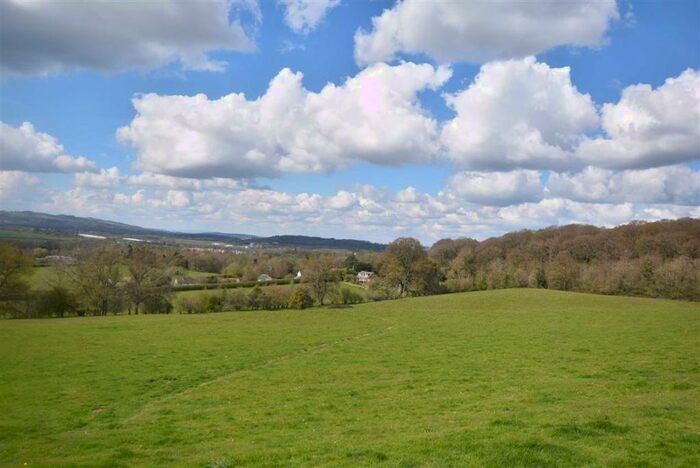 2 Bedroom Detached House For Sale In Parkway, Ledbury, Herefordshire, HR8