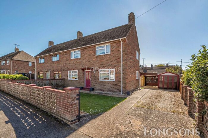 3 Bedroom Semi-Detached House For Sale In Foxes Meadow, Castle Acre, PE32